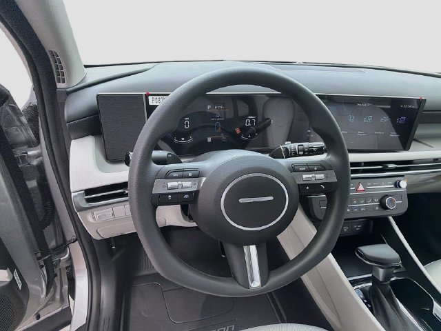 New 2026 Hyundai Tucson SE FWD image 11
