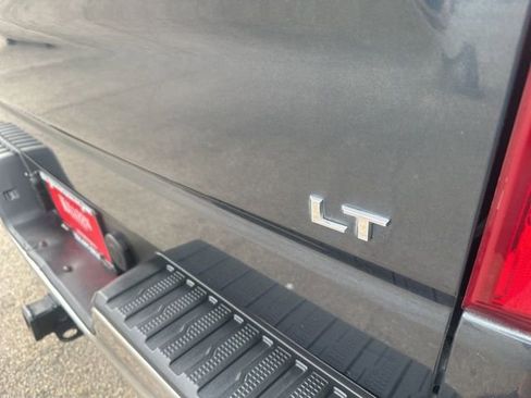 Used 2019 Chevrolet Silverado 1500 LT w/ Texas Edition image 11