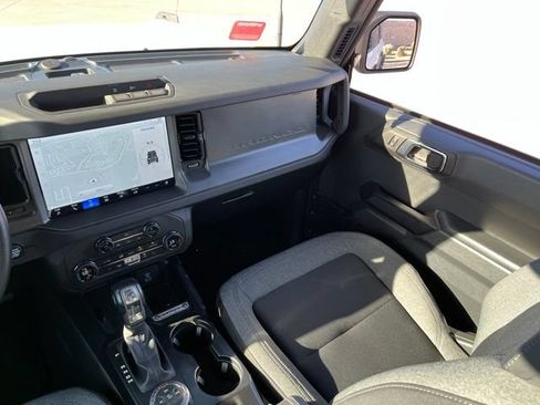 Used 2025 Ford Bronco Big Bend AWD/4WD image 11