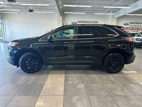 Used 2024 Ford Edge SEL w/ Convenience Package AWD/4WD image 16