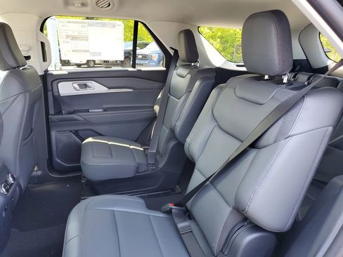 New 2026 Ford Explorer Active w/ Active Comfort Package AWD/4WD image 29