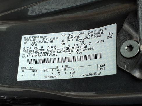 Used 2023 Ford Ranger Lariat w/ Tremor Off-Road Package AWD/4WD image 32