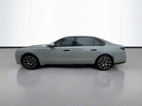 Used 2026 BMW 760i xDrive AWD/4WD image 5