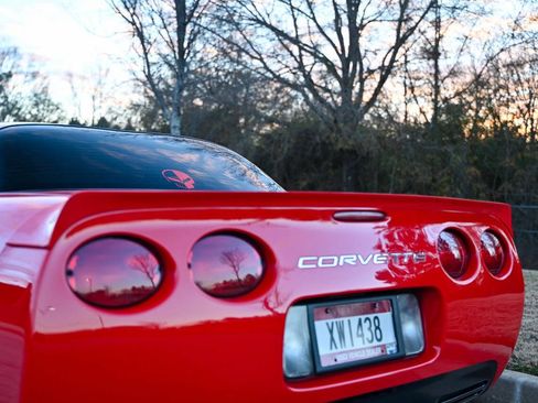 Used 2002 Chevrolet Corvette Z06 w/ Memory Pkg image 29