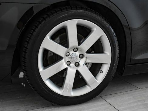 Used 2012 Chrysler 300 SRT8 w/ 19-Premium Speaker Group image 51