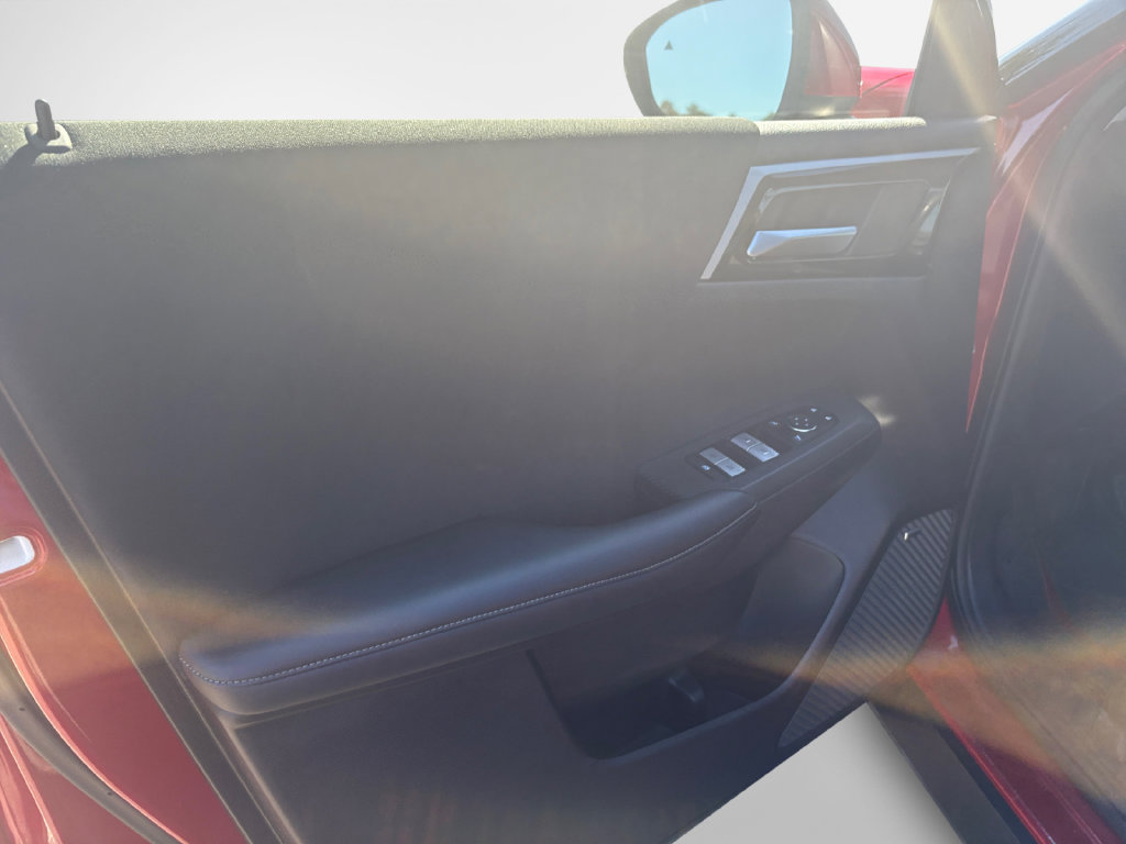 Used 2025 Mitsubishi Outlander ES AWD/4WD image 14