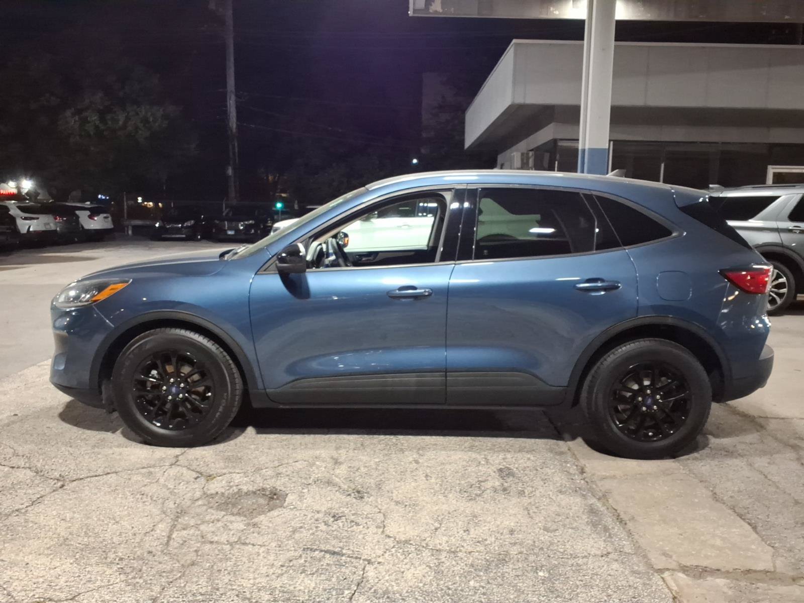 Used 2020 Ford Escape SE Sport FWD image 6