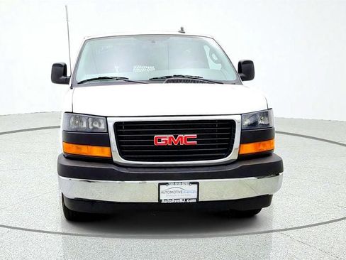 Used 2025 GMC Savana 2500 w/ Driver Convenience Package RWD image 2