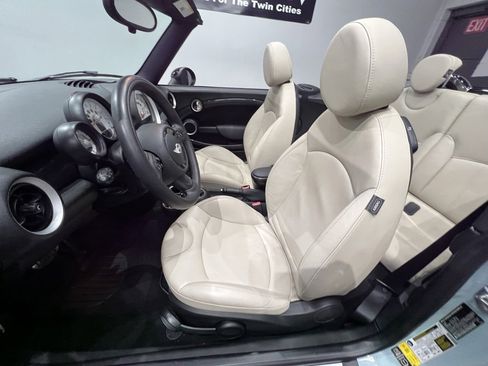 Used 2014 MINI Cooper S image 27