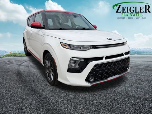 Used 2020 Kia Soul GT-Line FWD image 11