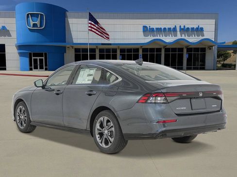 New 2026 Honda Accord EX-L image 3