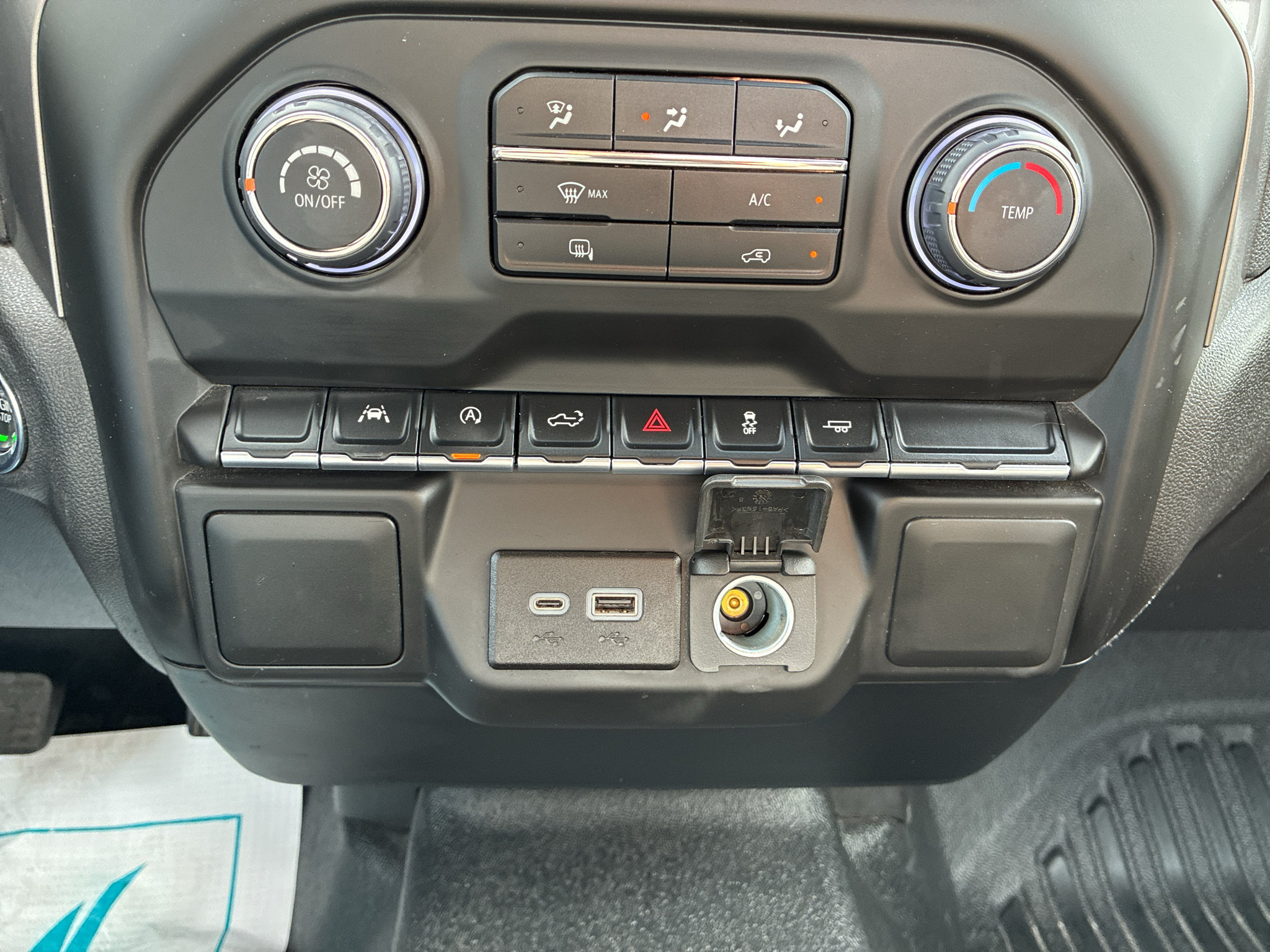 Used 2025 Chevrolet Silverado 1500 W/T RWD image 35