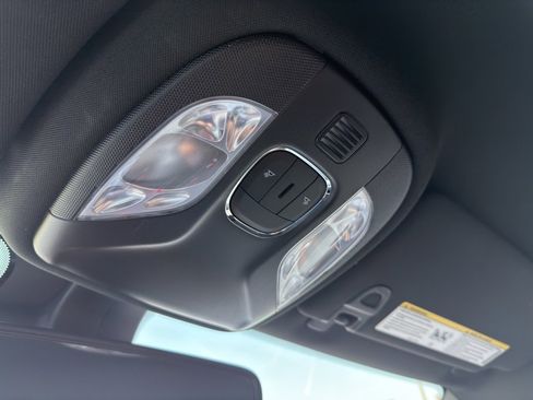 Used 2024 Jeep Compass Limited image 24