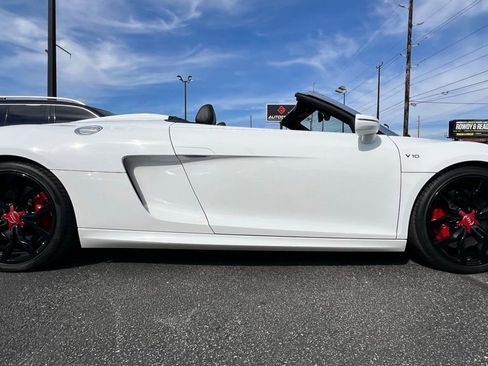 Used 2014 Audi R8 V10 image 9