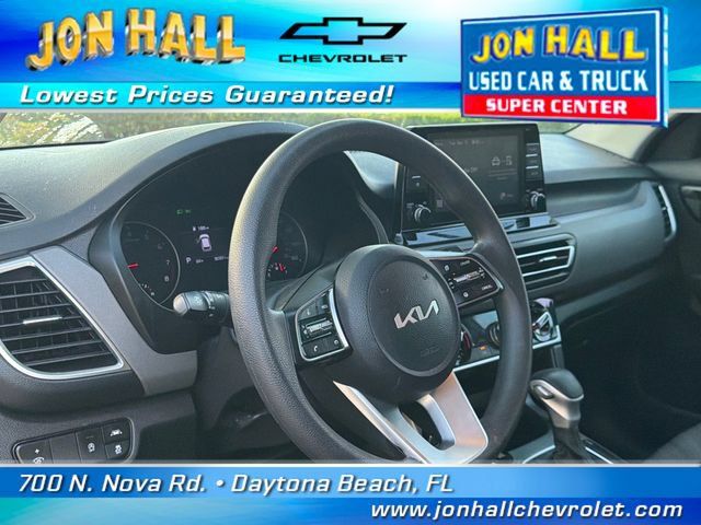 Used 2023 Kia Seltos LX AWD/4WD image 15