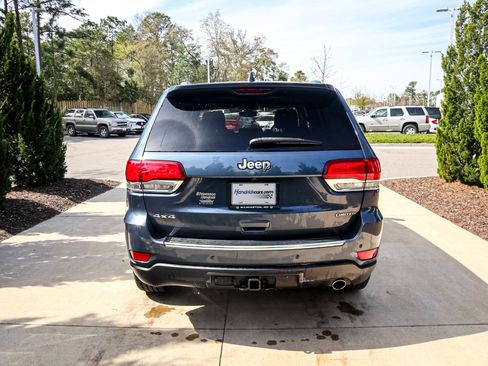 Used 2020 Jeep Grand Cherokee Limited w/ Trailer Tow Group IV image 9