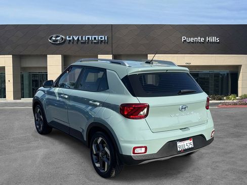 Certified 2025 Hyundai Venue SEL image 4