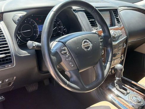 Used 2018 Nissan Armada Platinum w/ Interior Lighting Package RWD image 4