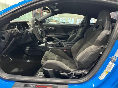 Used 2017 Ford Mustang Shelby GT350 w/ Electronics Package RWD image 31