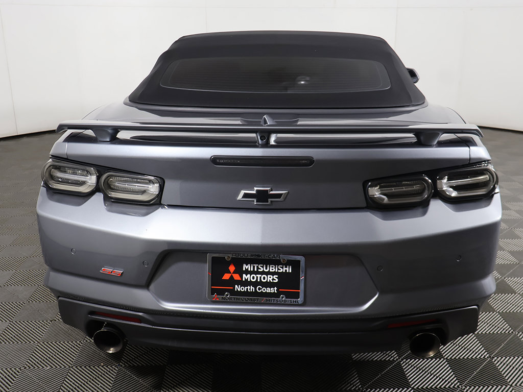 Used 2020 Chevrolet Camaro SS RWD image 13