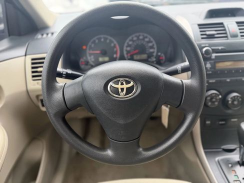 Used 2013 Toyota Corolla L image 28