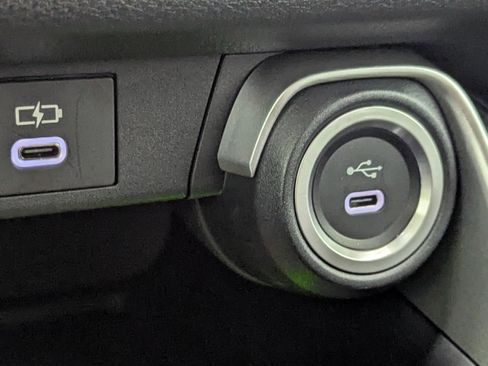 Used 2024 Toyota Grand Highlander XLE image 28