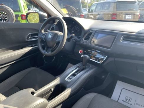 Used 2021 Honda HR-V EX image 34