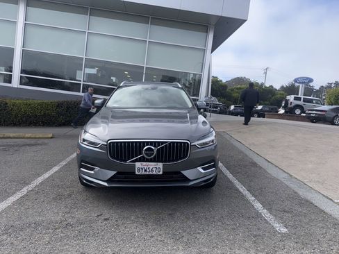 Used 2019 Volvo XC60 T8 Inscription w/ Advanced Package AWD/4WD image 2