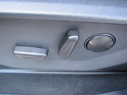 Used 2025 Ford Expedition Platinum AWD/4WD image 10
