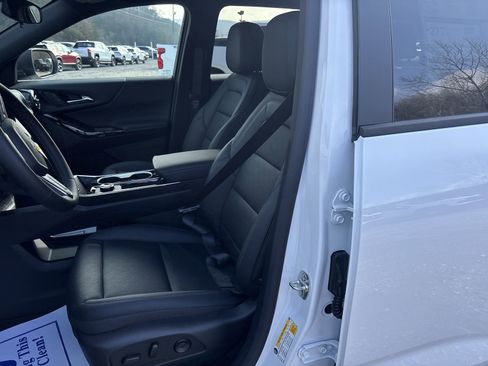 New 2026 Chevrolet Equinox LT w/ Convenience Package II FWD image 14