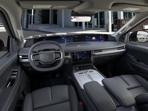 New 2026 Lincoln Navigator L Reserve AWD/4WD image 9