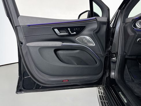 Certified 2025 Mercedes-Benz EQS 450+ 4MATIC SUV image 21