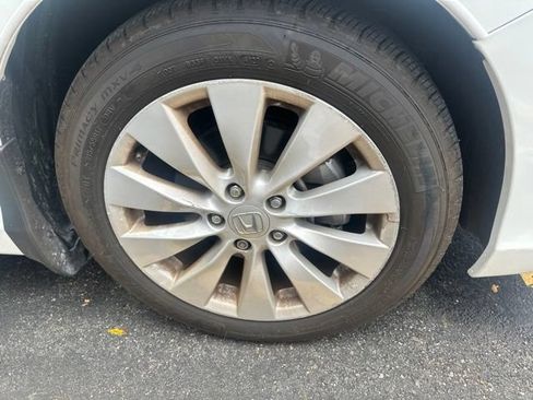 Used 2014 Honda Accord EX-L image 25