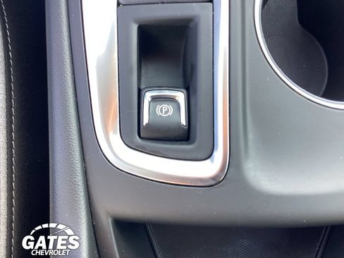 Used 2024 Chevrolet Equinox LS FWD image 27