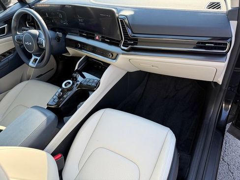 Used 2024 Kia Sportage EX w/ EX Premium Package image 19