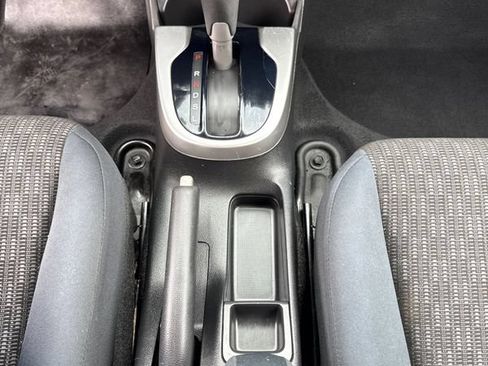 Used 2017 Honda Fit LX image 22