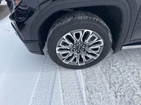 Used 2026 GMC Sierra 1500 Denali Ultimate image 10