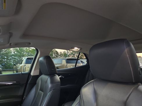 Used 2021 Buick Envision Essence w/ Technology Package I FWD image 25