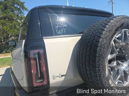 Used 2026 GMC Hummer EV SUV AWD/4WD image 6