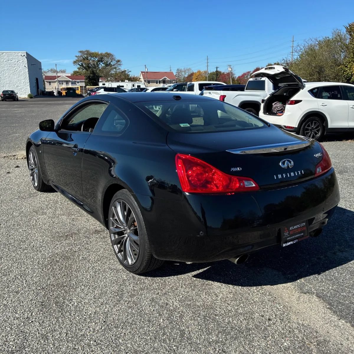 Used 2014 INFINITI Q60 AWD Coupe w/ Premium Package image 5