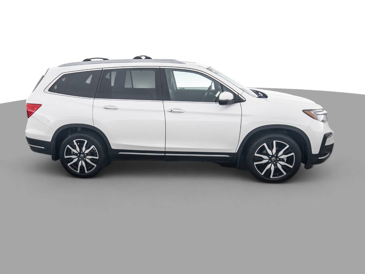 Used 2021 Honda Pilot Touring image 4