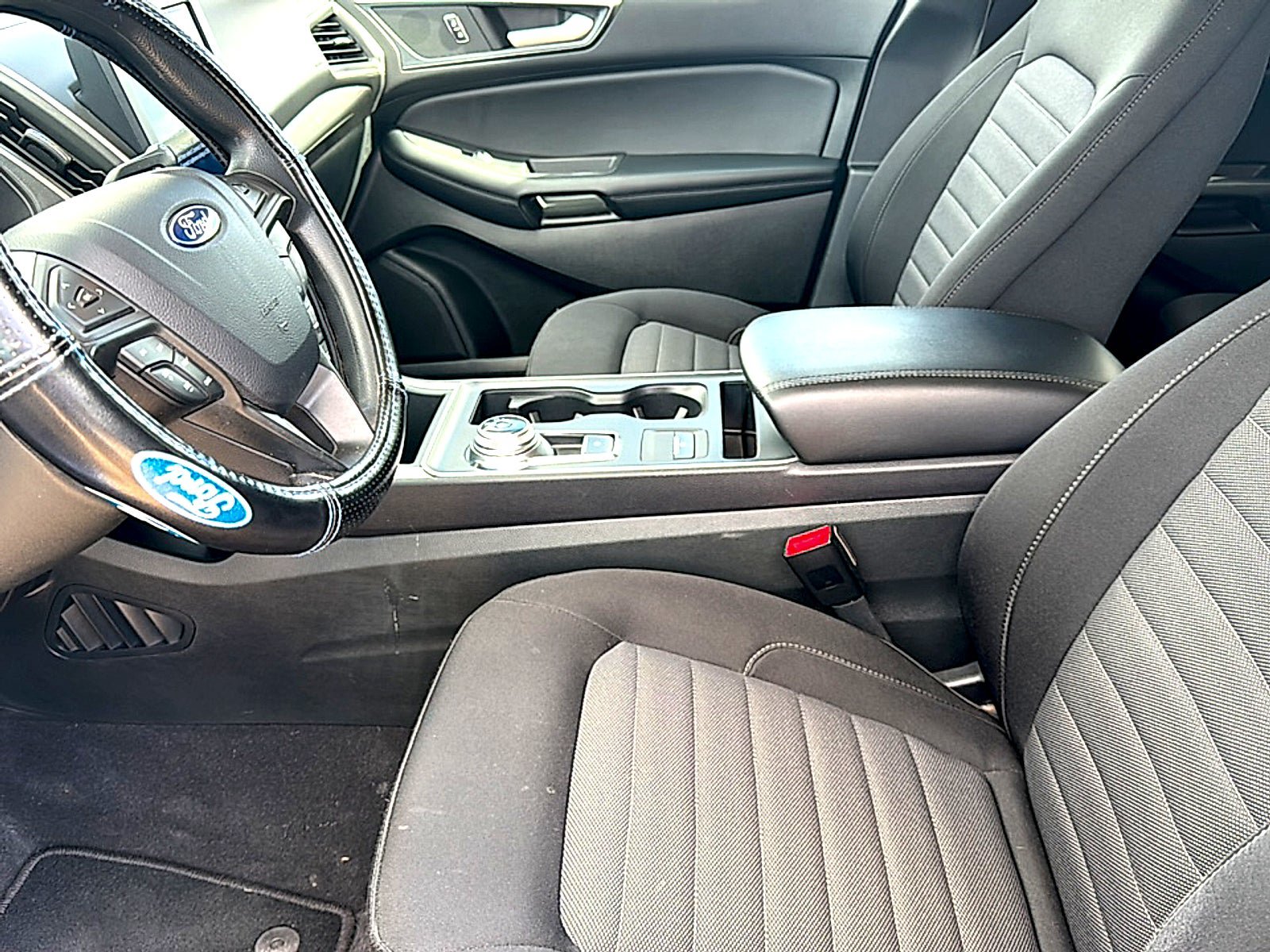 Used 2024 Ford Edge SE AWD/4WD image 13