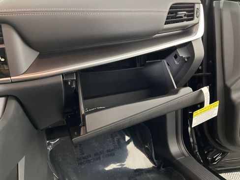 New 2026 Nissan Rogue SV w/ Cold Weather Package FWD image 37