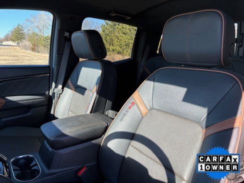 Used 2024 GMC Canyon AT4 w/ AT4 Premium Package image 3