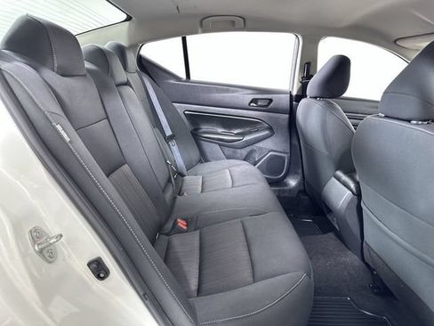 Used 2025 Nissan Altima 2.5 SV FWD image 28