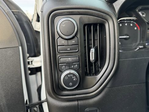 Used 2021 GMC Sierra 2500 4x4 Crew Cab w/ Convenience Package image 7