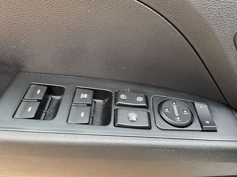 Used 2020 Hyundai Elantra SE w/ Cargo Package (C1) image 24