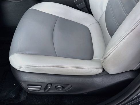 Used 2021 Toyota RAV4 XLE Premium AWD/4WD image 22