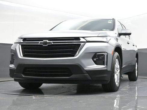 Used 2023 Chevrolet Traverse LS w/ Safety Package image 38