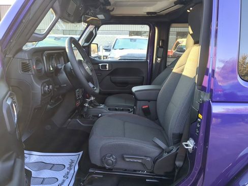 Used 2026 Jeep Wrangler Rubicon image 10